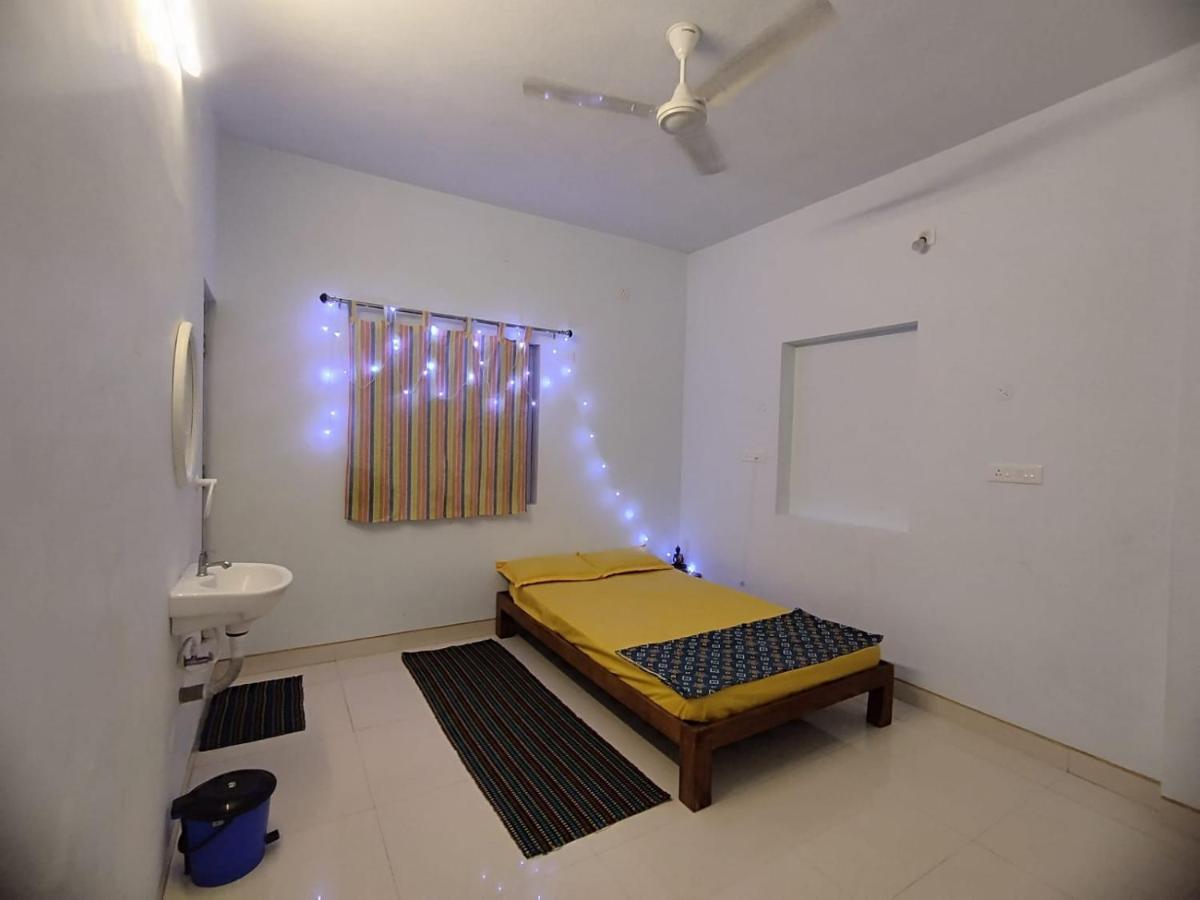 Funk Monk Hostel Auroville Eksteriør billede